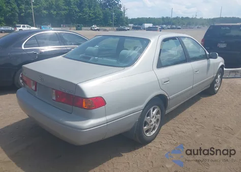 2001 Toyota Camry Le from USA, damaged, VIN 4T1BG22K01U824729